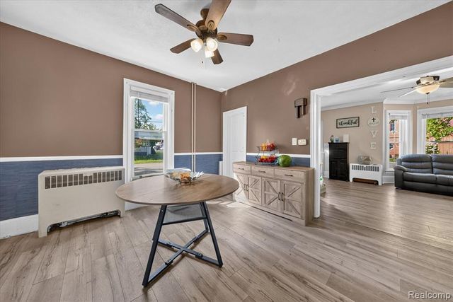202 E Saint Clair Street, Almont, MI 48003