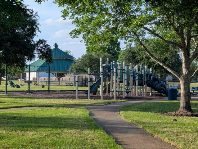 3919 Hollow Cove Lane, Richmond, TX 77469