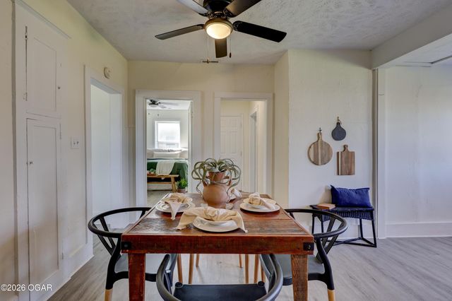 2212 S Joplin Avenue, Joplin, MO 64804