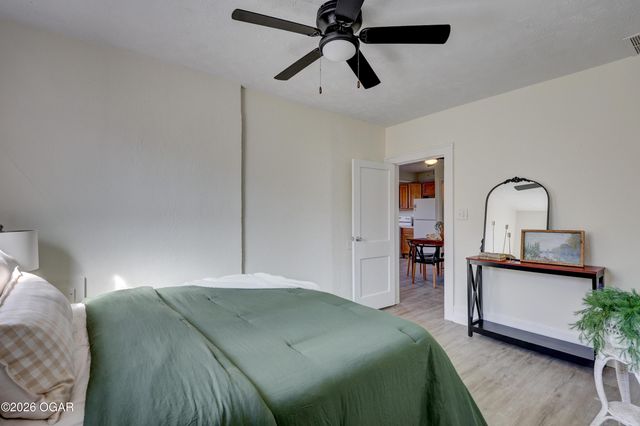 2212 S Joplin Avenue, Joplin, MO 64804