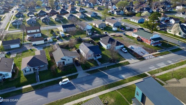 2212 S Joplin Avenue, Joplin, MO 64804