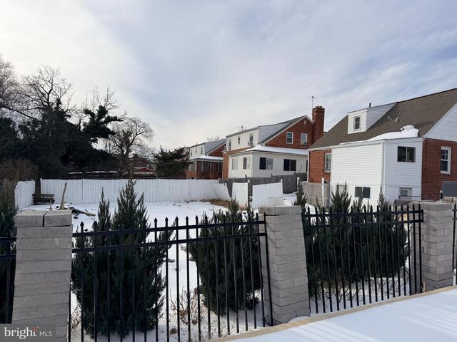 2109 QUEENS CHAPEL RD, Hyattsville, MD 20782