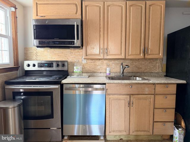 2109 QUEENS CHAPEL RD, Hyattsville, MD 20782