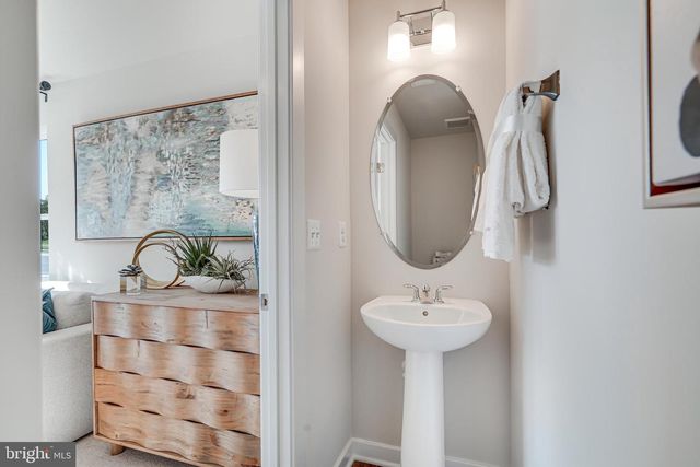 230 CHIANTI TER SE, Leesburg, VA 20175