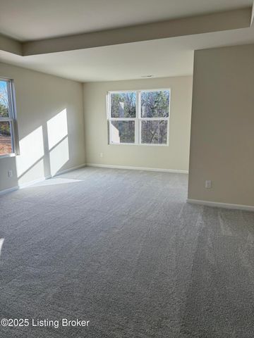 6516 Fair Ridge Ln, Louisville, KY 40291