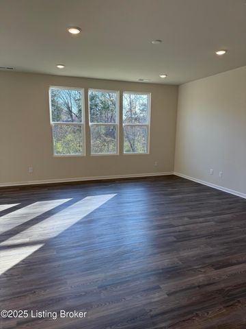 6516 Fair Ridge Ln, Louisville, KY 40291