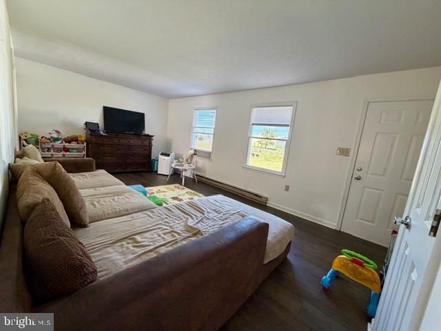 2817 PAPERMILL RD, Winchester, VA 22601