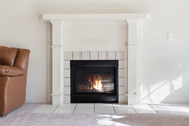 12 Lyndhurst Drive, Bella Vista, AR 72714