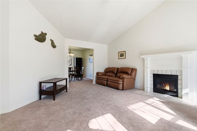 12 Lyndhurst Drive, Bella Vista, AR 72714