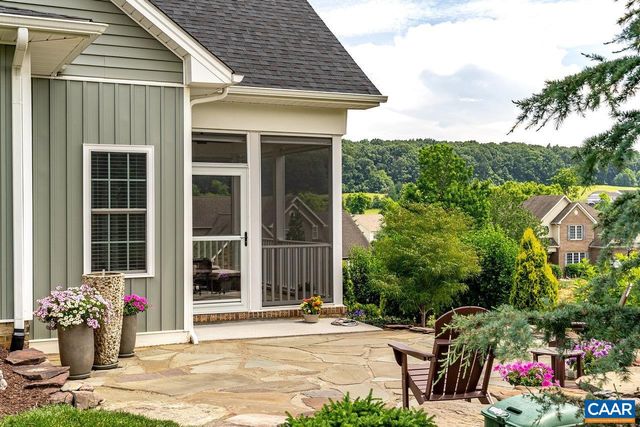219 HEATHER LN, Staunton, VA 24401