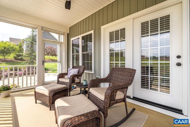 219 HEATHER LN, Staunton, VA 24401