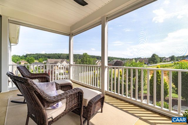 219 HEATHER LN, Staunton, VA 24401