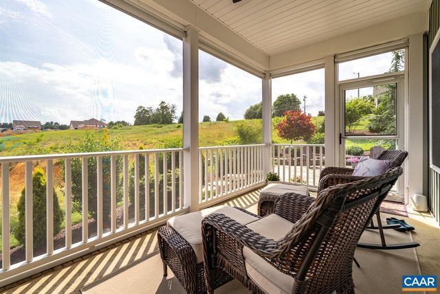 219 HEATHER LN, Staunton, VA 24401