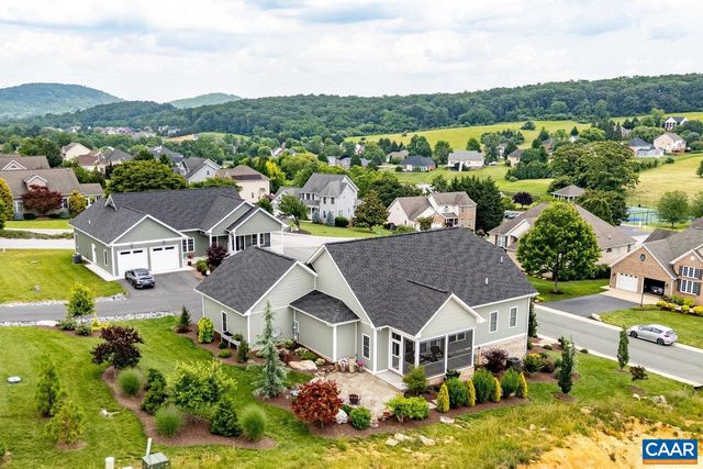 219 HEATHER LN, Staunton, VA 24401