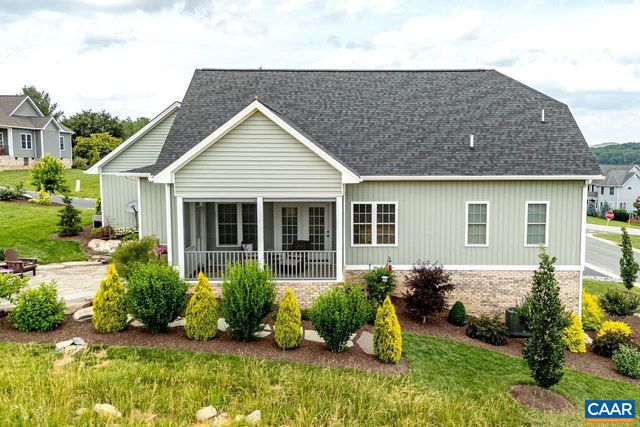 219 HEATHER LN, Staunton, VA 24401