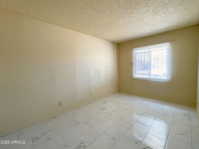 1602 W Fremont Road, Phoenix, AZ 85041