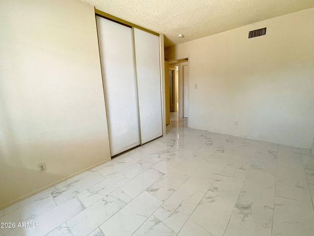 1602 W Fremont Road, Phoenix, AZ 85041