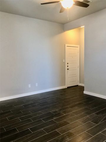 925 Chaparral Trail, Midlothian, TX 76065