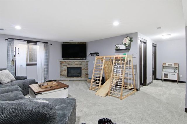 5642 Green Park Drive, Eau Claire, WI 54703