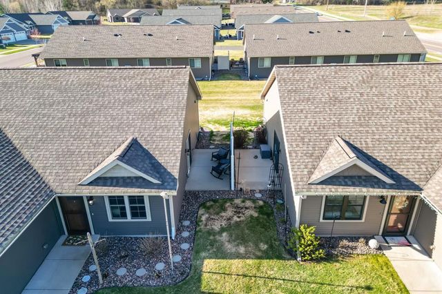 5642 Green Park Drive, Eau Claire, WI 54703