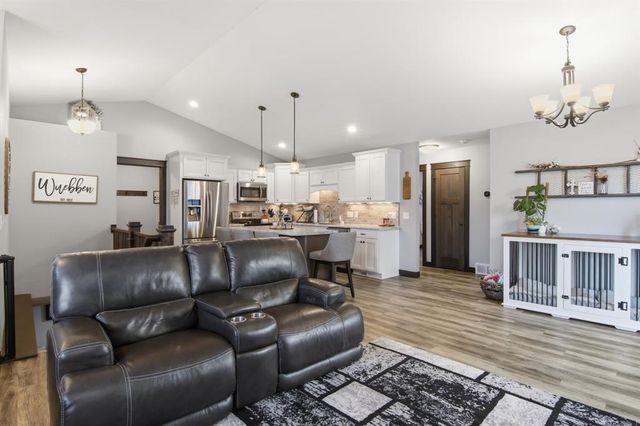 5642 Green Park Drive, Eau Claire, WI 54703