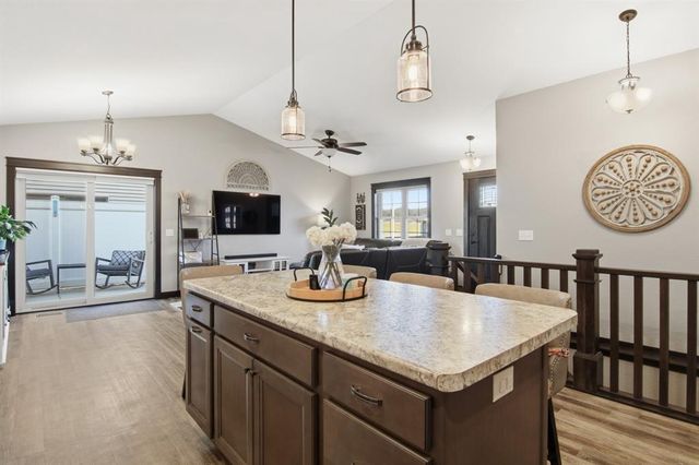 5642 Green Park Drive, Eau Claire, WI 54703