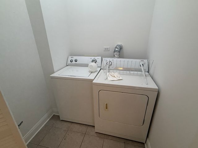 7016 W MEDILL Avenue, Chicago, IL 60707