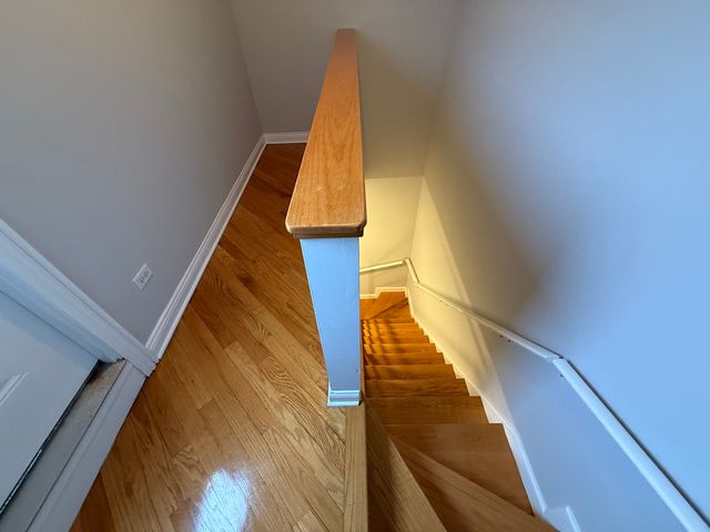 7016 W MEDILL Avenue, Chicago, IL 60707