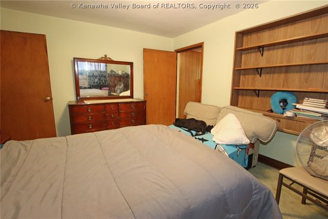 619 Garrison Avenue, Charleston, WV 25302