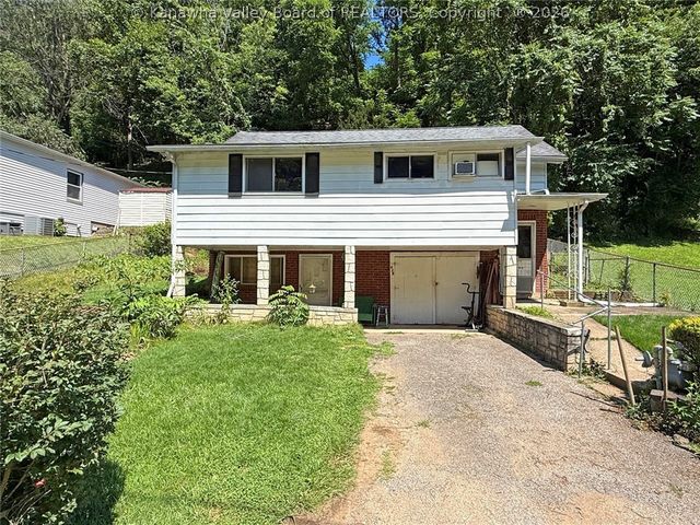 619 Garrison Avenue, Charleston, WV 25302