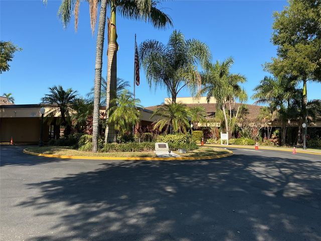 9481 Sunrise Lakes Boulevard 102, Sunrise, FL 33322