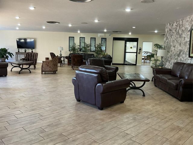 9481 Sunrise Lakes Boulevard 102, Sunrise, FL 33322