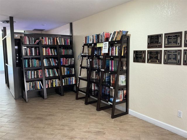 9481 Sunrise Lakes Boulevard 102, Sunrise, FL 33322