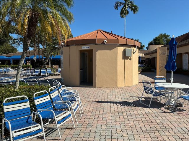 9481 Sunrise Lakes Boulevard 102, Sunrise, FL 33322