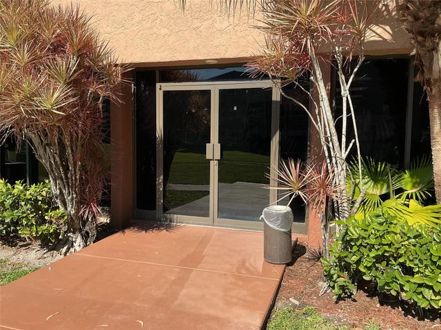 9481 Sunrise Lakes Boulevard 102, Sunrise, FL 33322