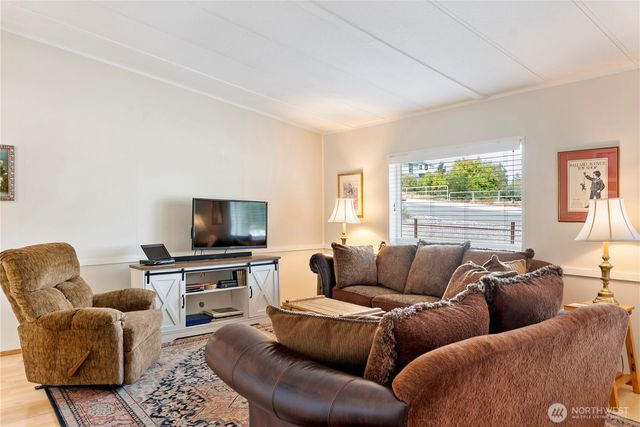 303 E 2nd Avenue, Twisp, WA 98856