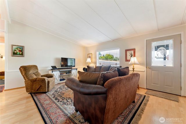 303 E 2nd Avenue, Twisp, WA 98856