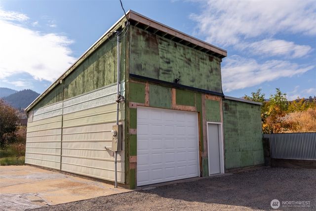 303 E 2nd Avenue, Twisp, WA 98856