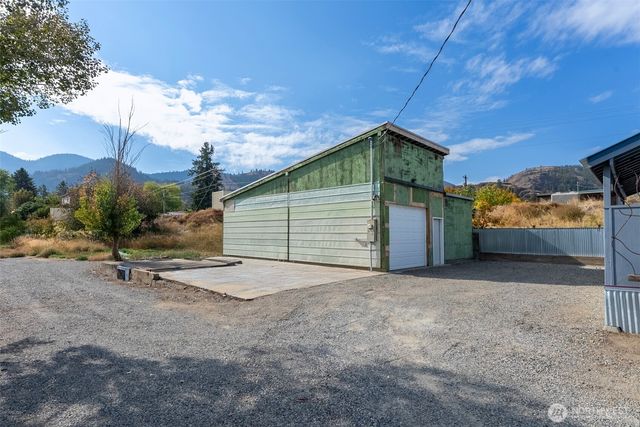 303 E 2nd Avenue, Twisp, WA 98856