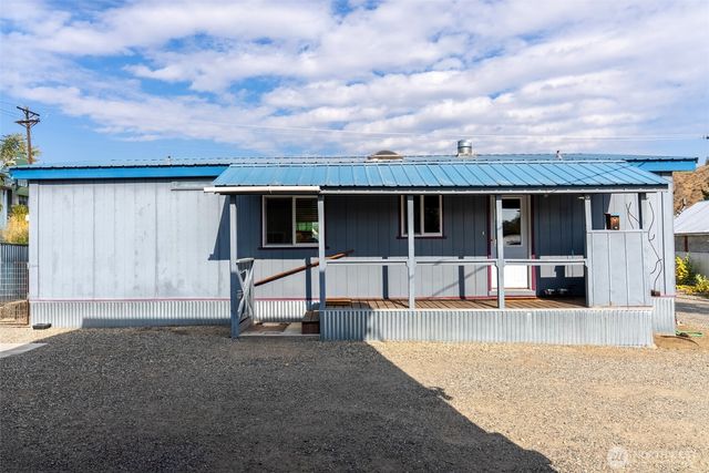 303 E 2nd Avenue, Twisp, WA 98856