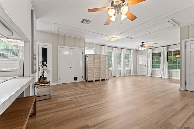 1827 Pericles St, Baton Rouge, LA 70808