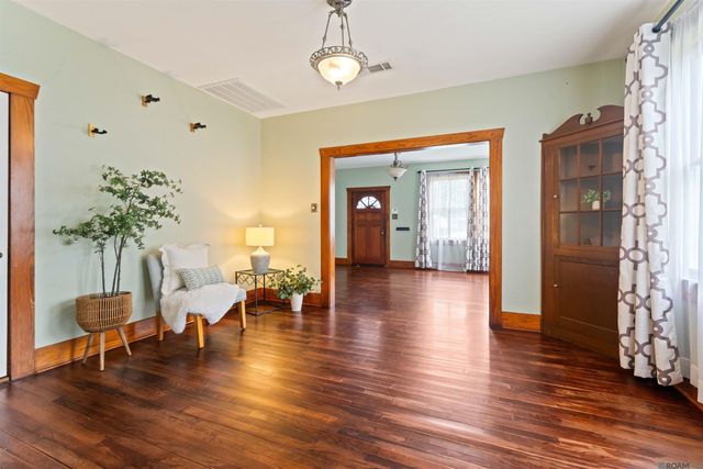 1827 Pericles St, Baton Rouge, LA 70808