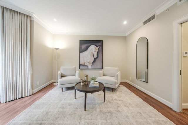 5555 Del Monte Drive 205, Houston, TX 77056