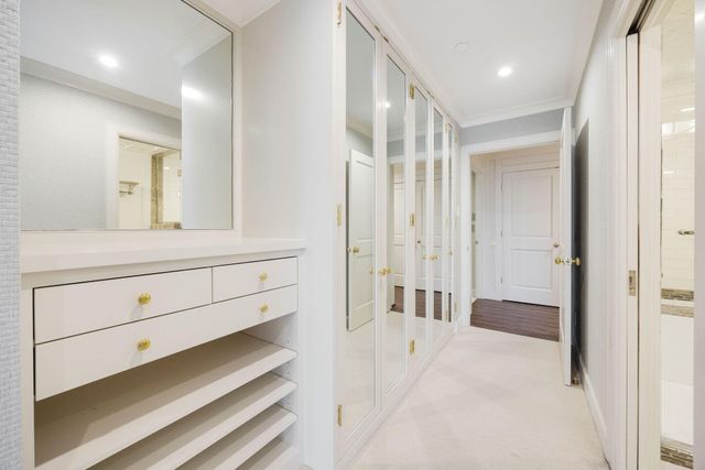 5555 Del Monte Drive 205, Houston, TX 77056