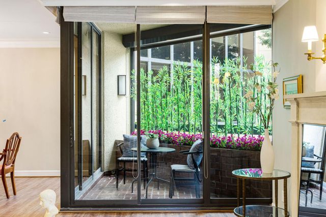 5555 Del Monte Drive 205, Houston, TX 77056