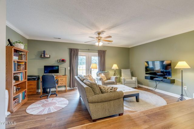 2201 Cherokee Road Apt 12, Johnson City, TN 37604