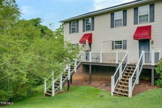 2201 Cherokee Road Apt 12, Johnson City, TN 37604