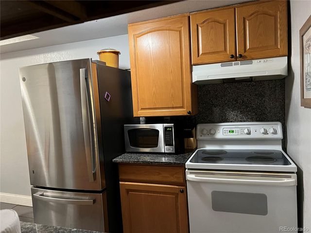 10785 W 63rd Place 105, Arvada, CO 80004