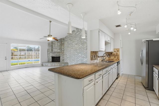 10306 Jillana Kaye Dr Drive, Houston, TX 77086