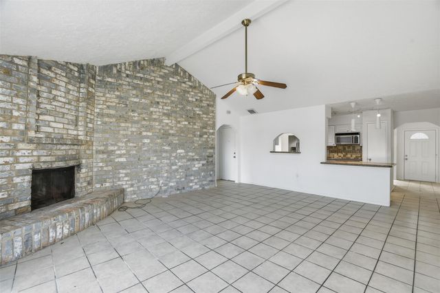 10306 Jillana Kaye Dr Drive, Houston, TX 77086